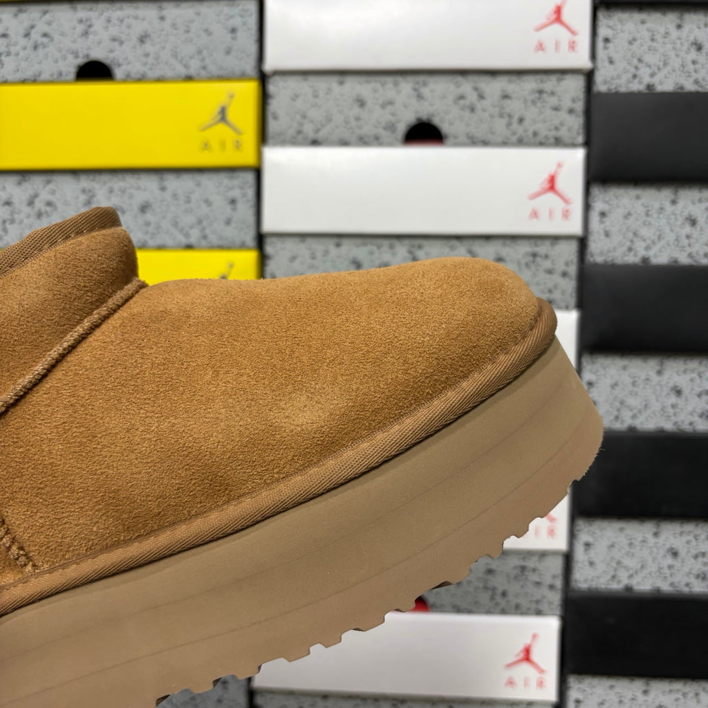 UGG Mini Platform Ankle Boots in Chestnut – 5 cm