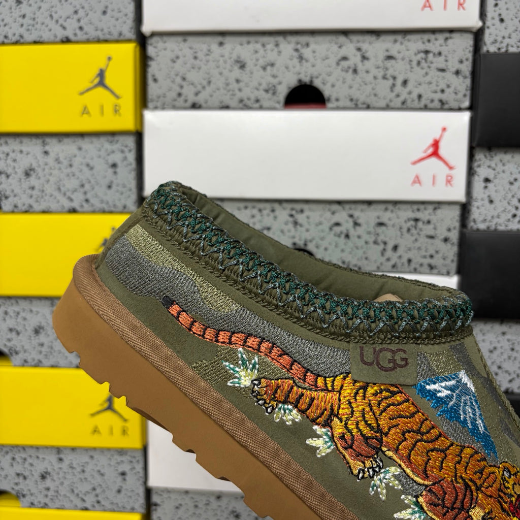 UGG Dragon & Tiger Embroidered Slip-On Shoes in Green – Style 2553