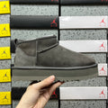 UGG Ultra Mini 3 cm Platform Boots in Grey