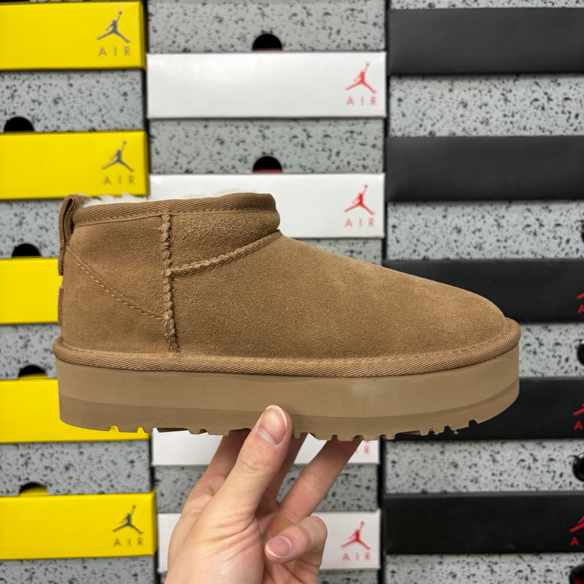 UGG Mini Platform Ankle Boots in Chestnut – 3 cm