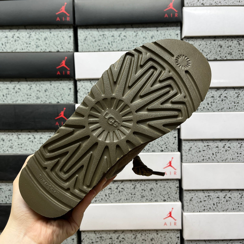UGG Lowmel Lace-Up Shoes in Smoky Brown
