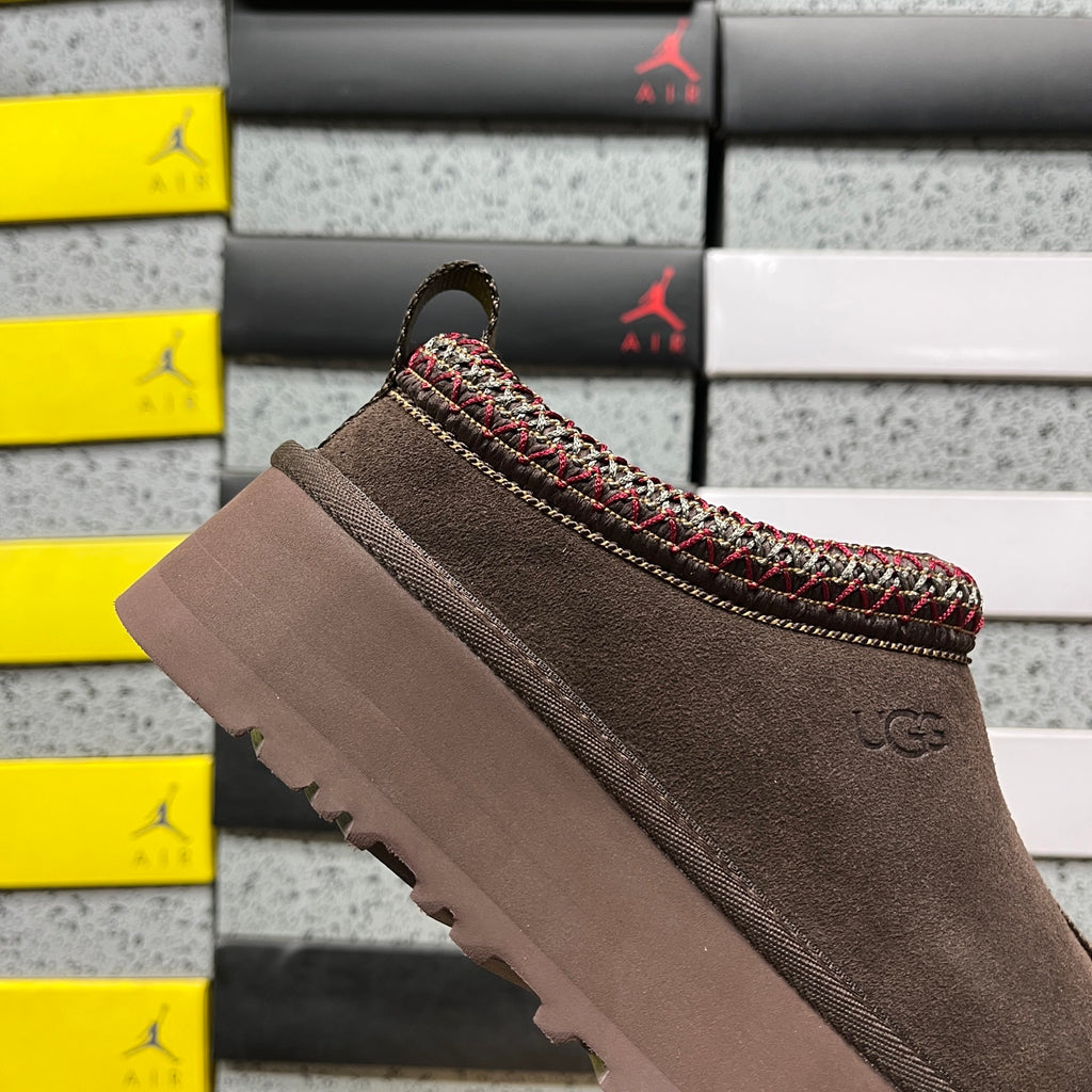 UGG Tazz II Platform Slippers in Cocoa Brown
