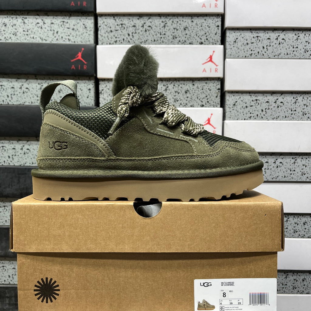 UGG Lowmel Lace-Up Shoes in Moss Green