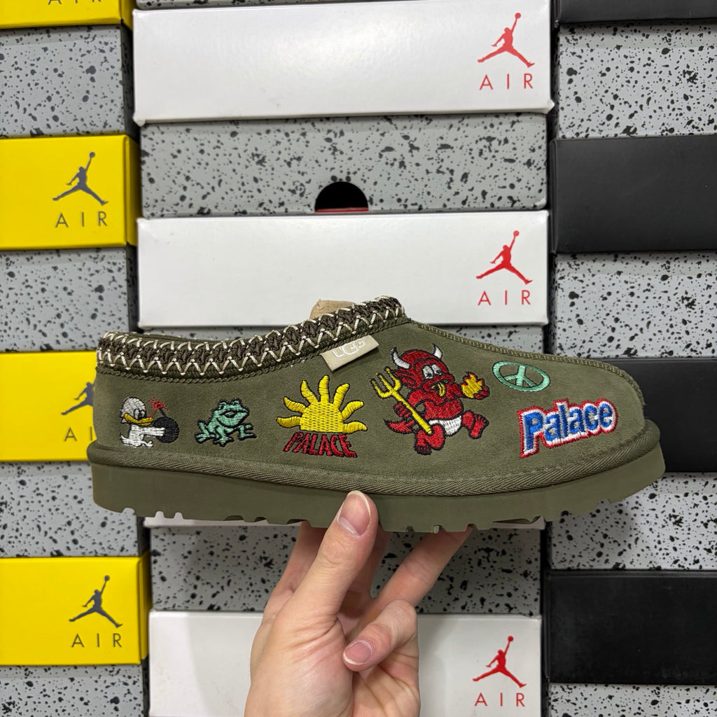 UGG Cartoon-Embroidered Slip-On Shoes in Green – Style 2553