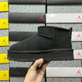 UGG Ultra Mini 3 cm Platform Boots in Black