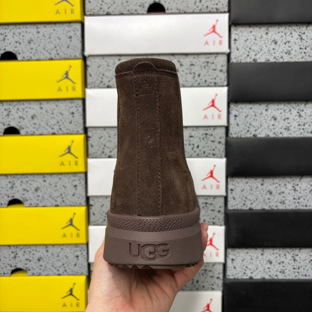 UGG Chelsea Boots in Chocolate Brown – Style 2050