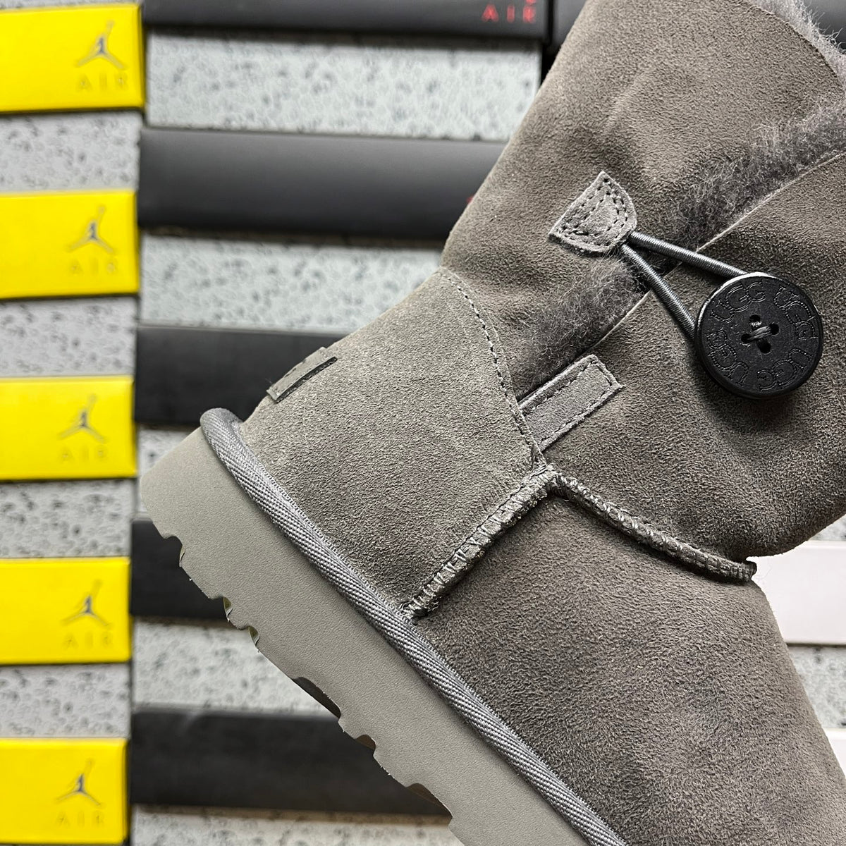 UGG Bailey Button II Boots in Grey