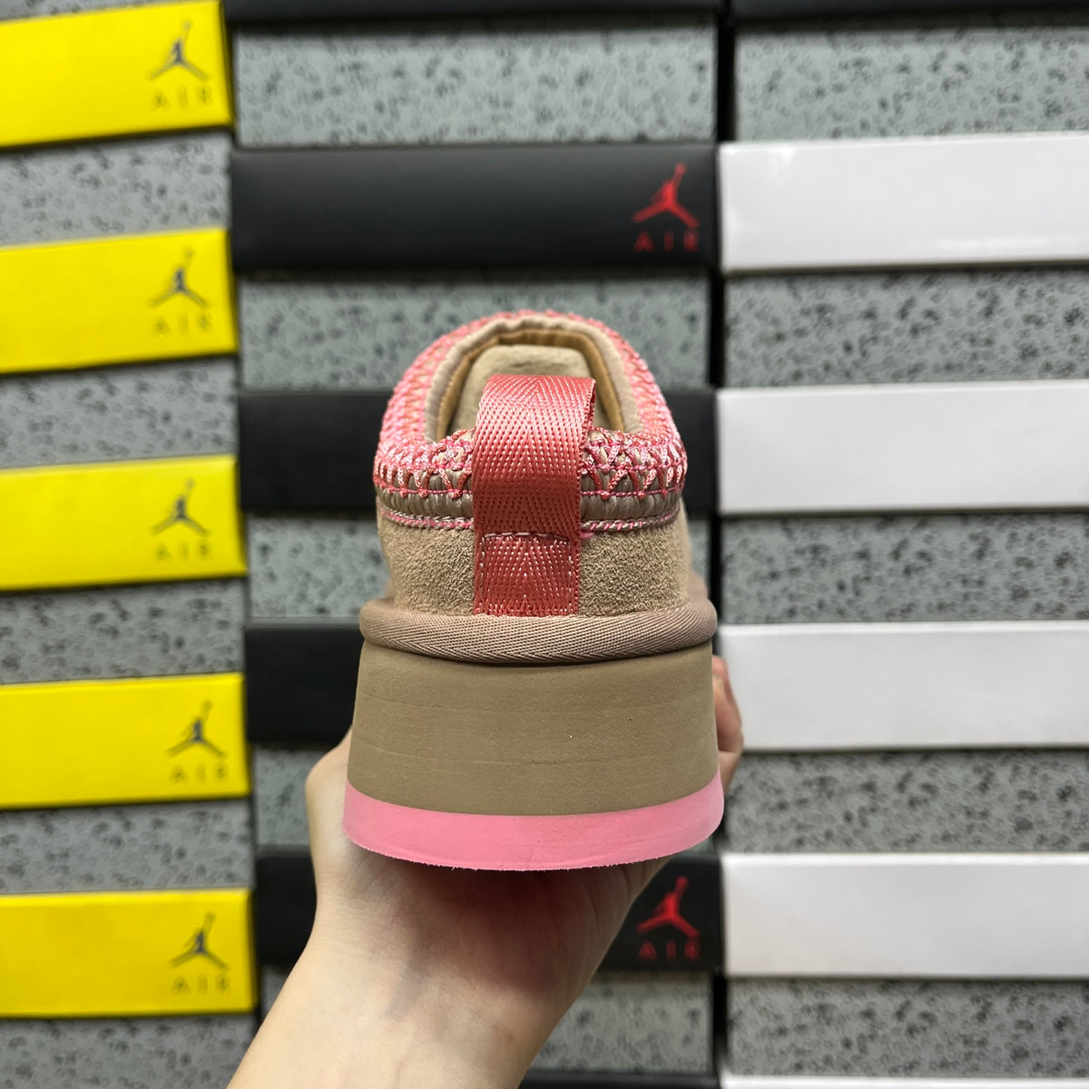 UGG Boots in Pink – Style 1122553