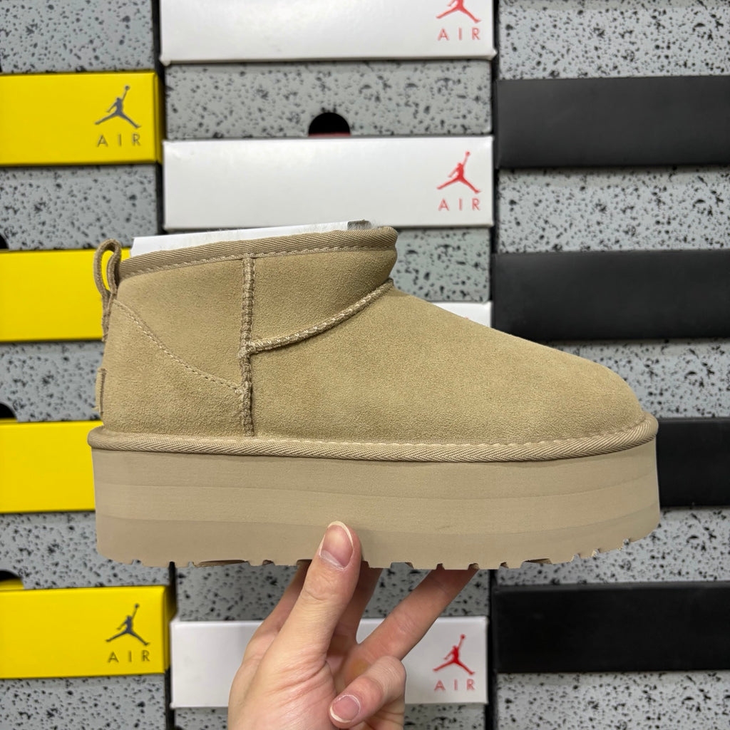UGG Mini Platform Ankle Boots in Light Khaki – 5 cm