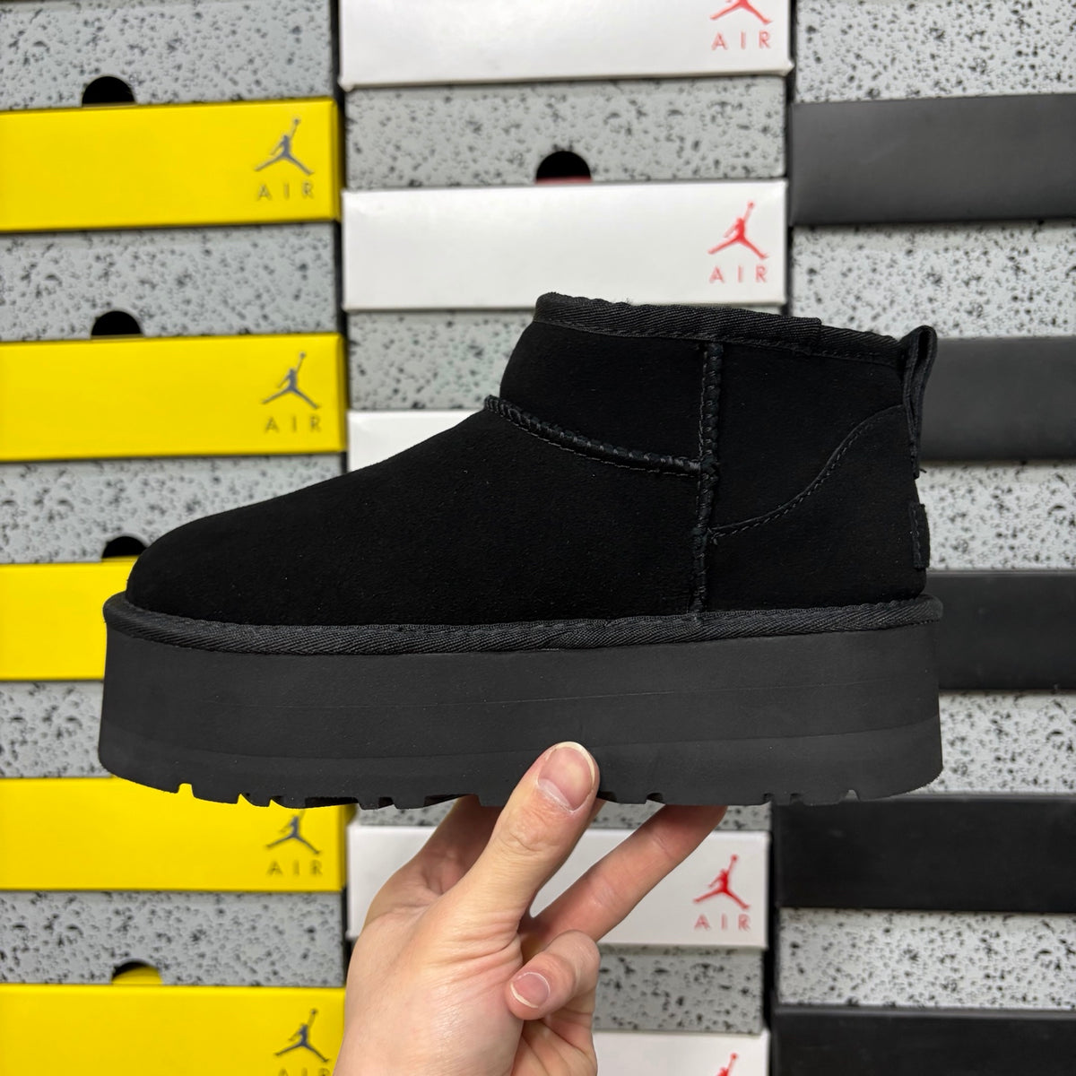 UGG Mini Platform Ankle Boots in Black – 5 cm