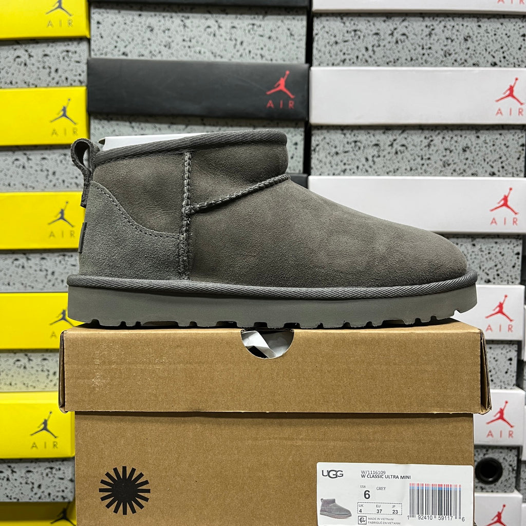 UGG Classic Ultra Mini Boots in Grey