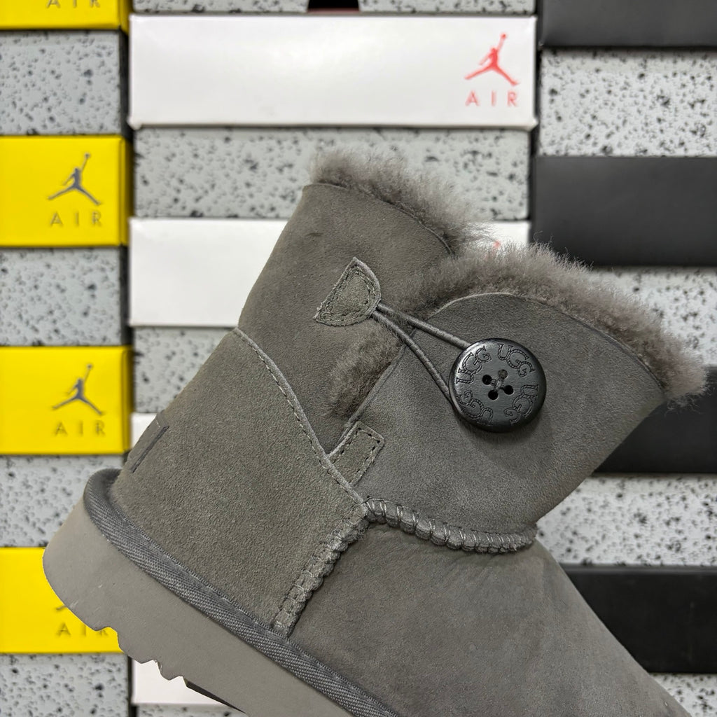 UGG Button-Detail Mid-Calf Boots in Grey