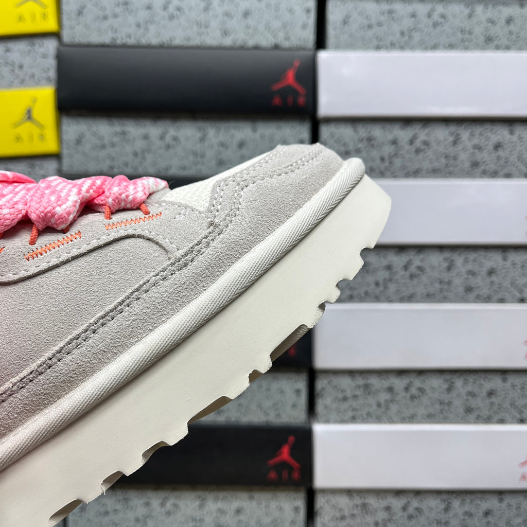 UGG Lowmel Lace-Up Shoes in White & Pink