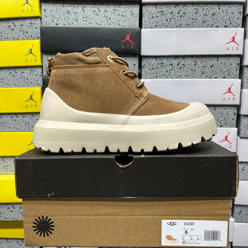UGG Neumel Chunky-Sole Lace-Up Boots in Chestnut & Cream