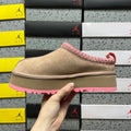 UGG Boots in Pink – Style 1122553