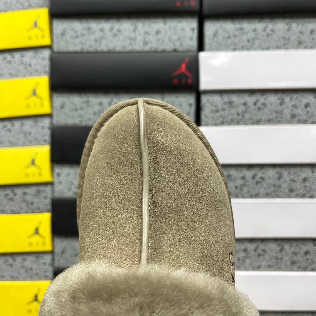 UGG Platform Slippers in Antelope Brown