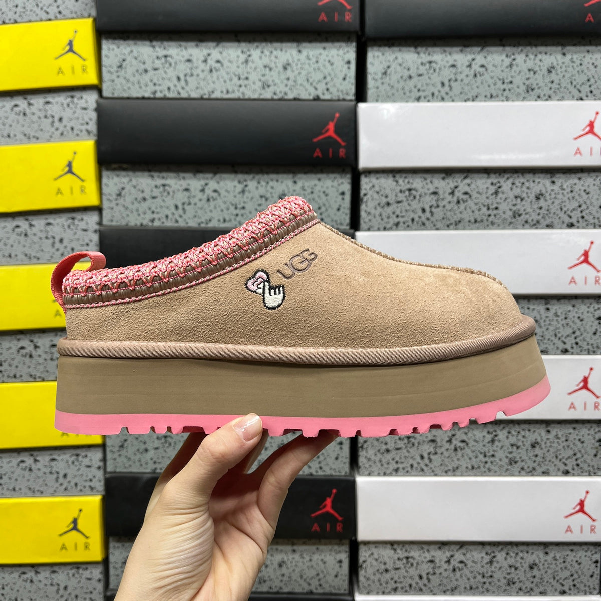 UGG Boots in Pink – Style 1122553