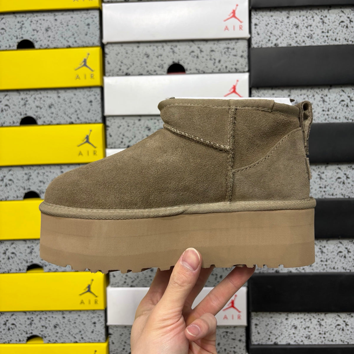 UGG Mini Platform Ankle Boots in Antelope Brown – 5 cm