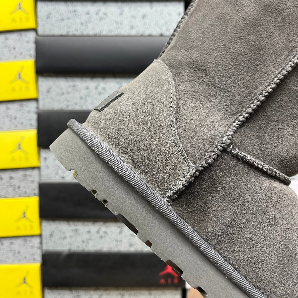UGG Classic Short Boots in Grey
