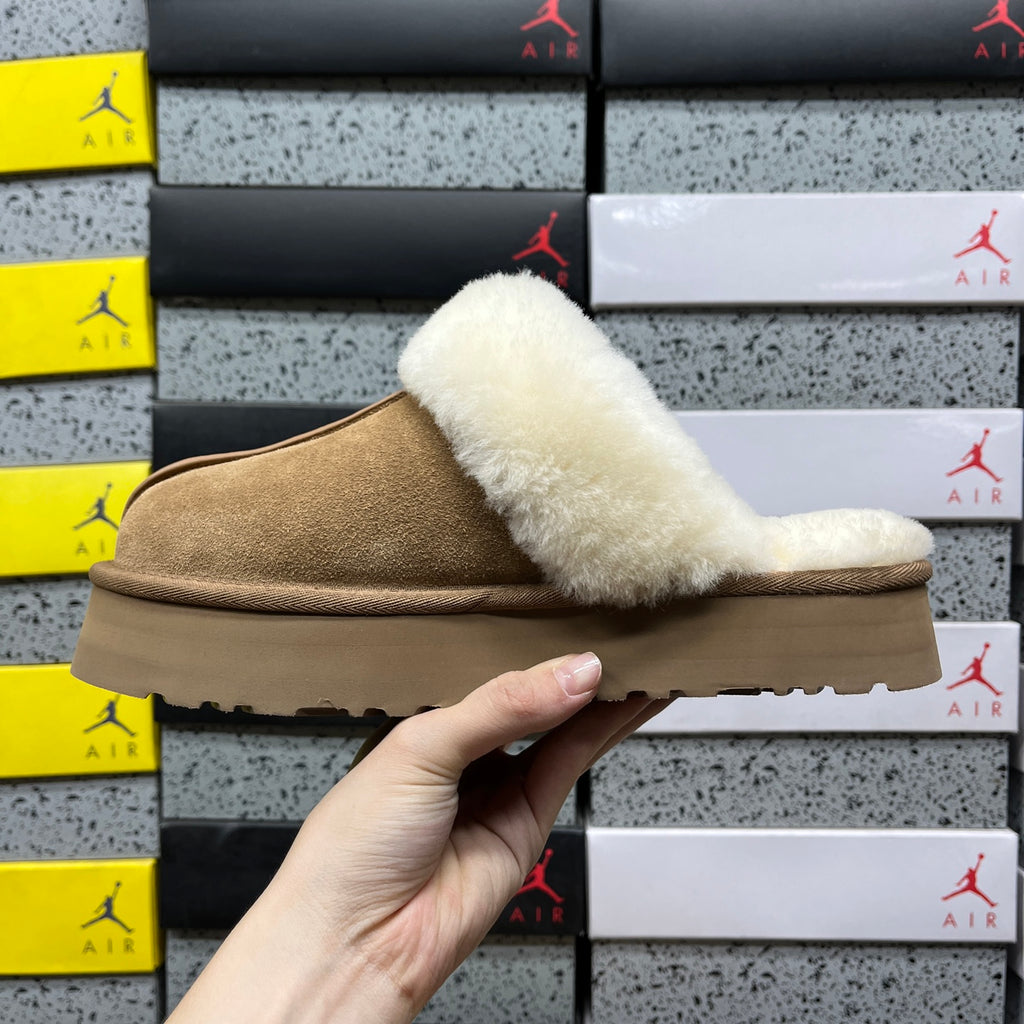 UGG Platform Slippers in Chestnut & Cream