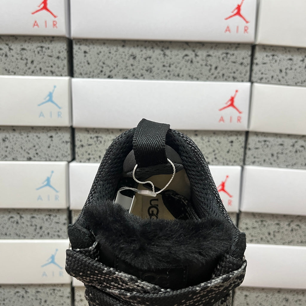 UGG Casual Shoes in Black – Style 14403211