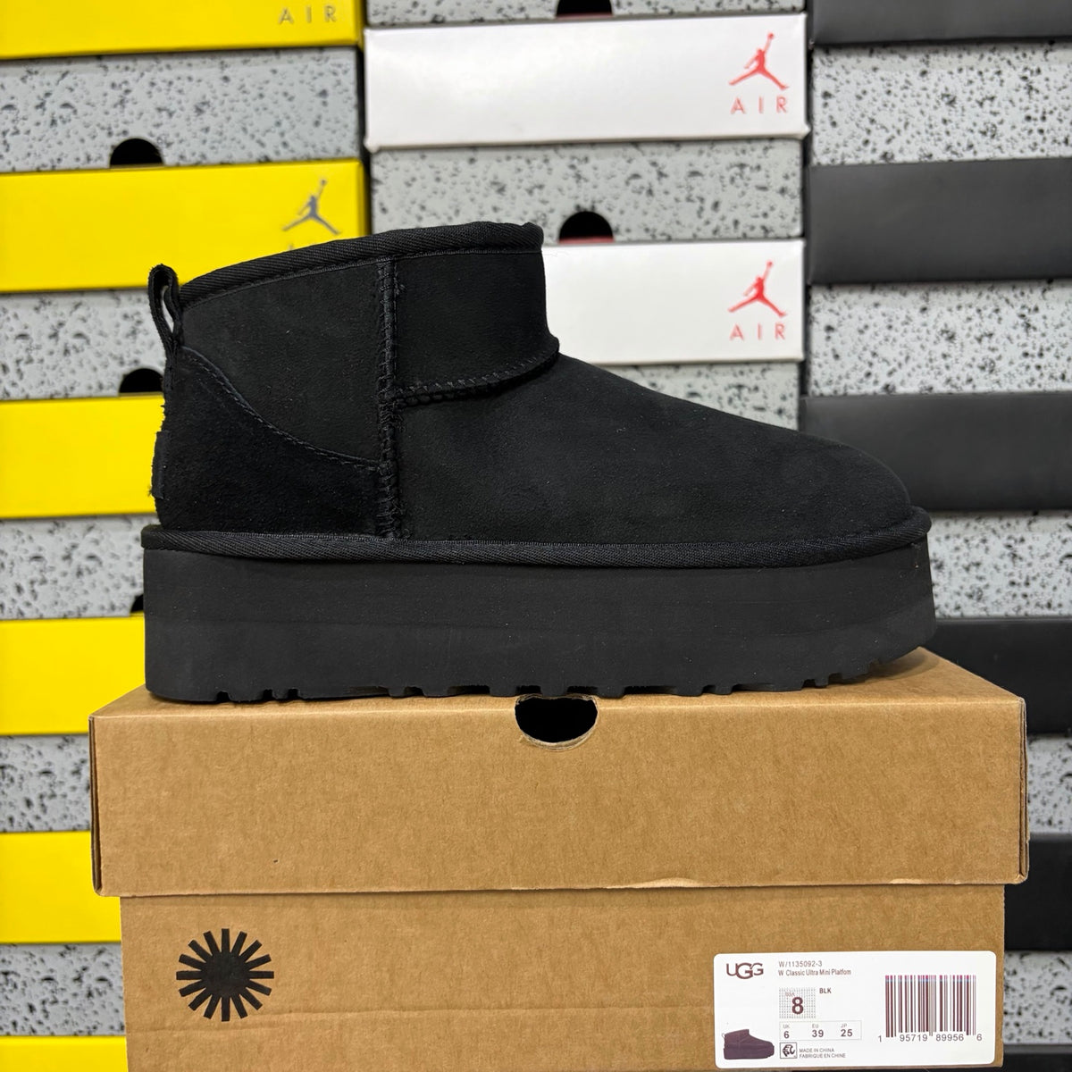 UGG Mini Platform Ankle Boots in Black – 3 cm