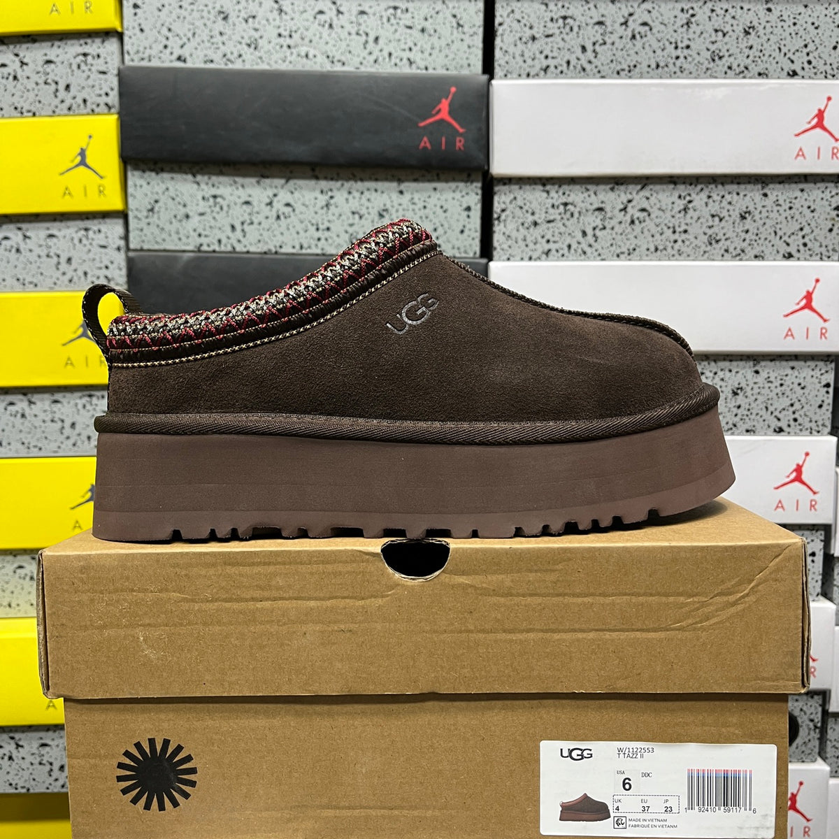 UGG Tazz II Platform Slippers in Cocoa Brown
