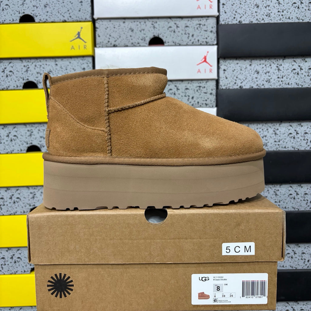 UGG Mini Platform Ankle Boots in Chestnut – 5 cm