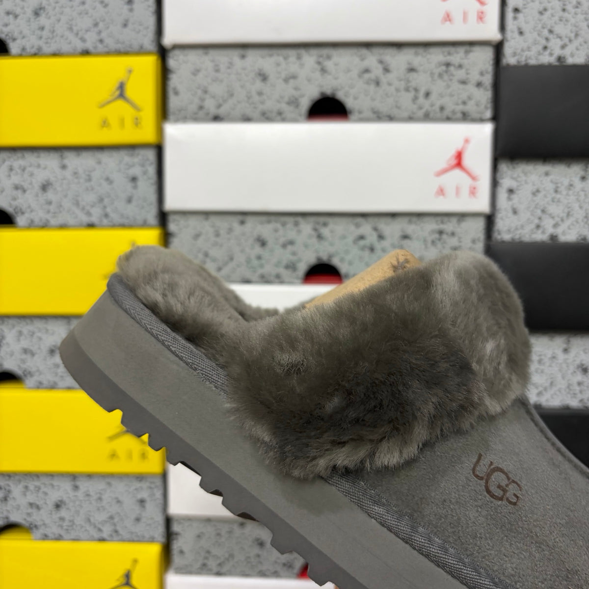 UGG Gray Platform Slippers with Plush Collar – 3 cm