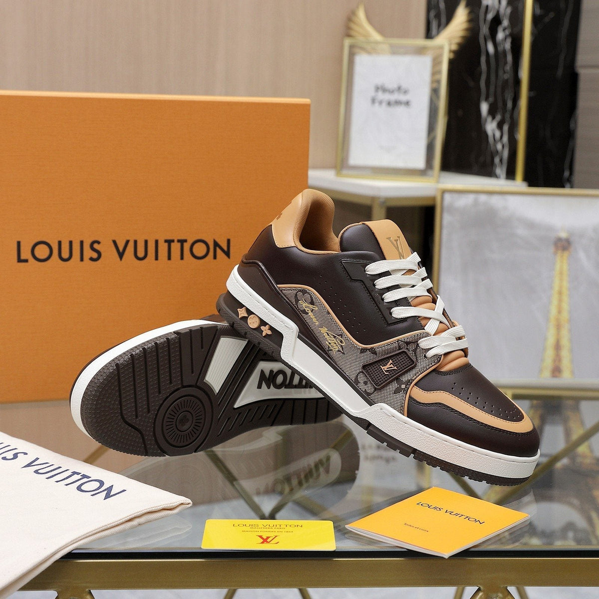 Louis Vuitton Low-Top Sneakers - Padded Collar